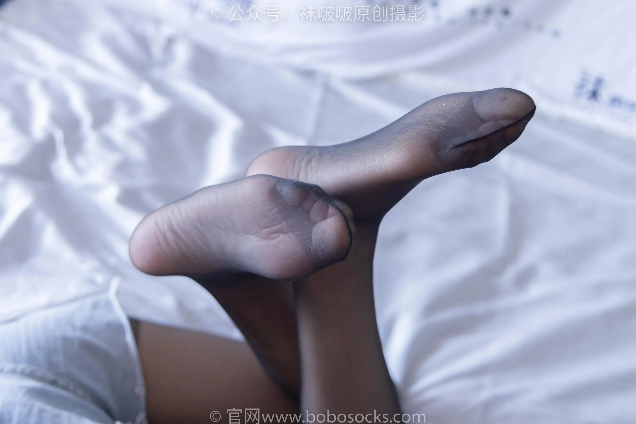 [BoBoSocks袜啵啵]NO.215 小甜豆-三双帆布鞋板鞋、厚白丝、黑丝[23] [54P]插图4